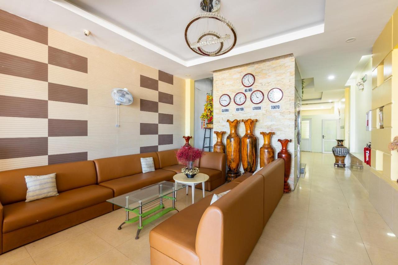 Oyo 455 Grand Bostand Hotel Дананг Екстер'єр фото