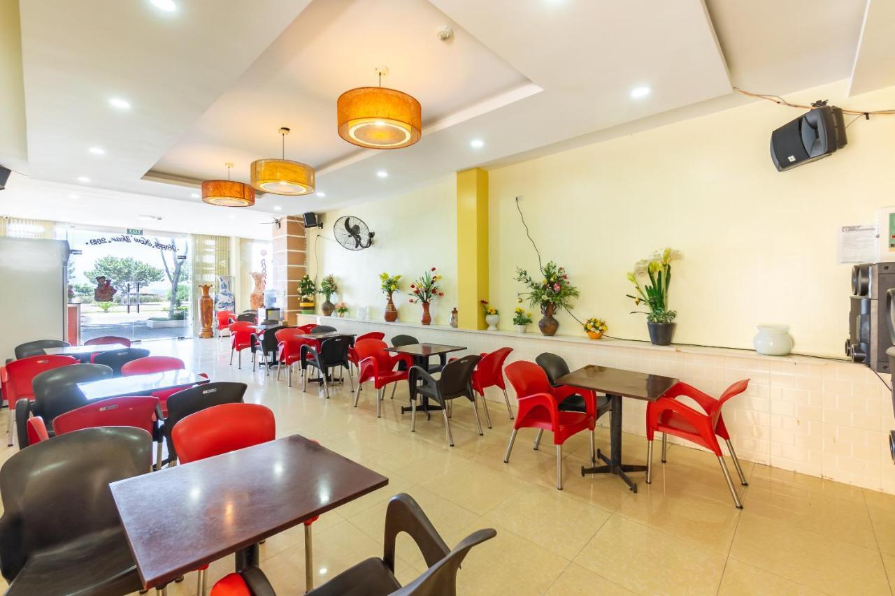 Oyo 455 Grand Bostand Hotel Дананг Екстер'єр фото